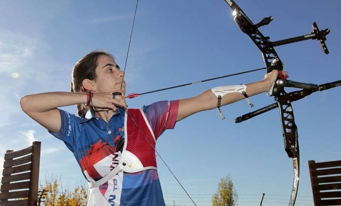 Alicia Marín recibe el Premio Siete Estrellas de la Comunidad de Madrid.